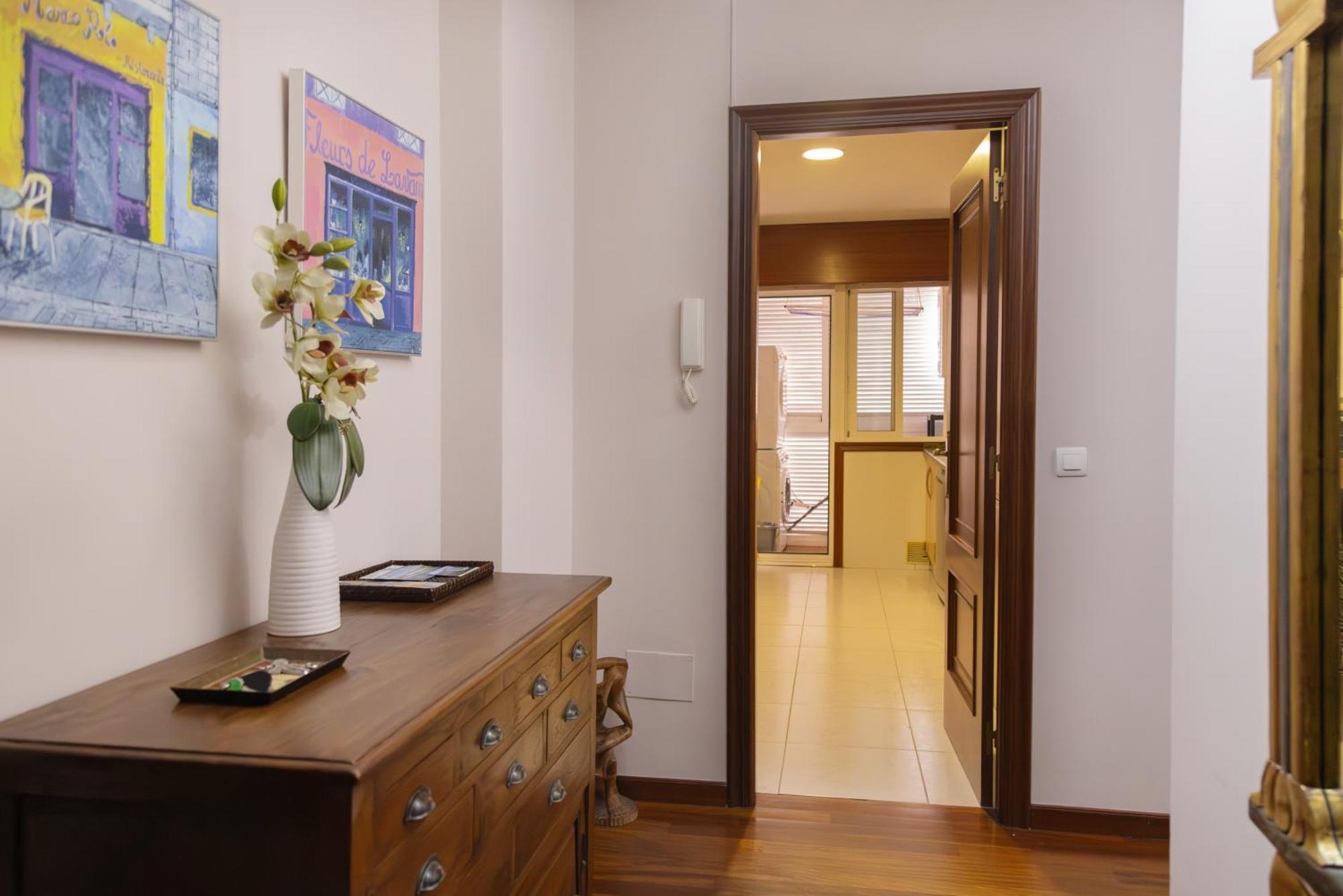 Apartamento Completo, Amplio, Muy Iluminado Y Con Plaza De Garaje Incluida. O Grove Buitenkant foto
