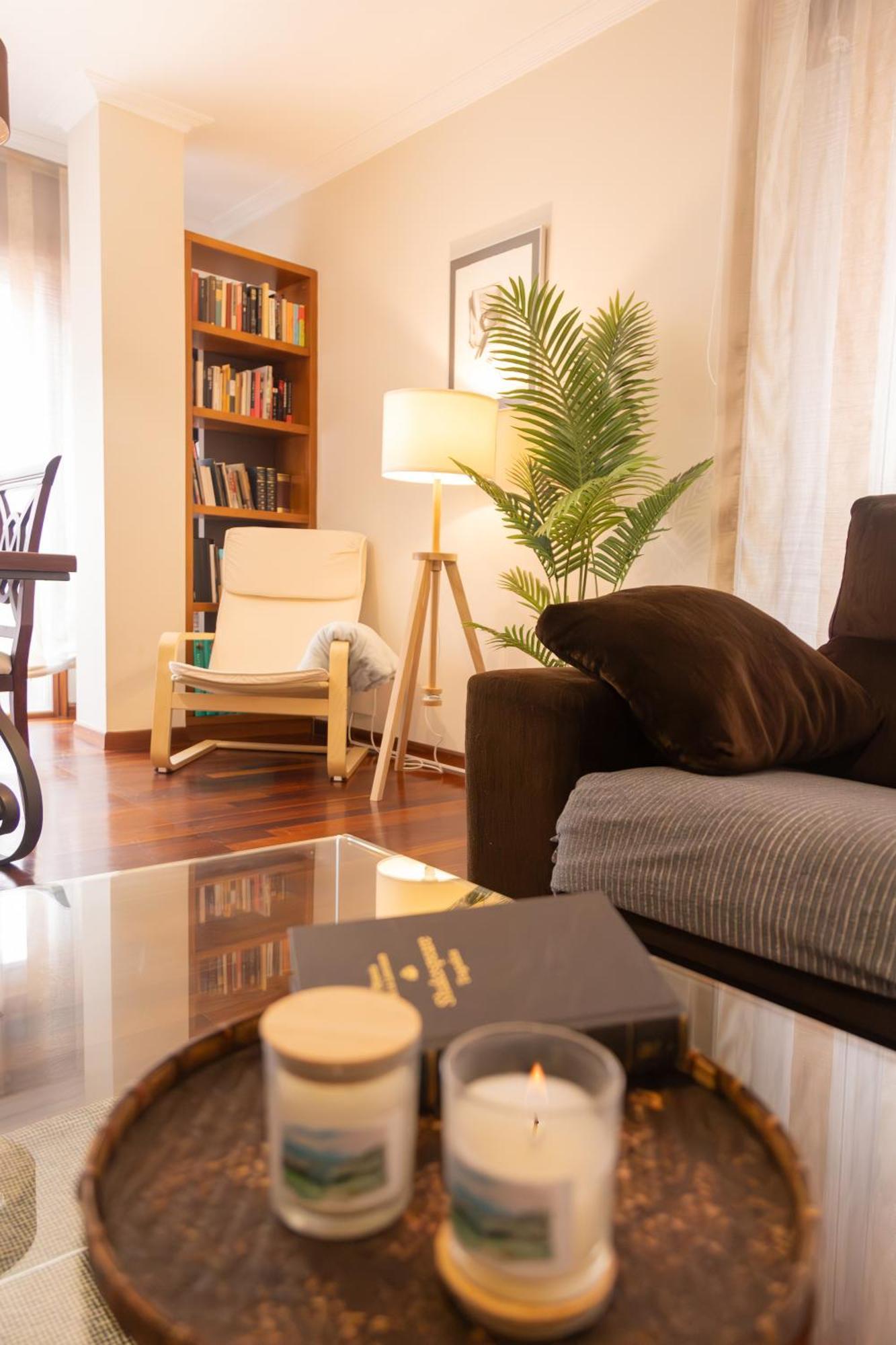 Apartamento Completo, Amplio, Muy Iluminado Y Con Plaza De Garaje Incluida. O Grove Buitenkant foto