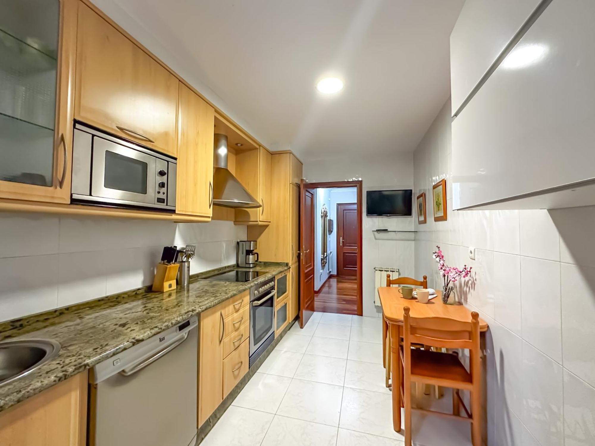 Apartamento Completo, Amplio, Muy Iluminado Y Con Plaza De Garaje Incluida. O Grove Buitenkant foto