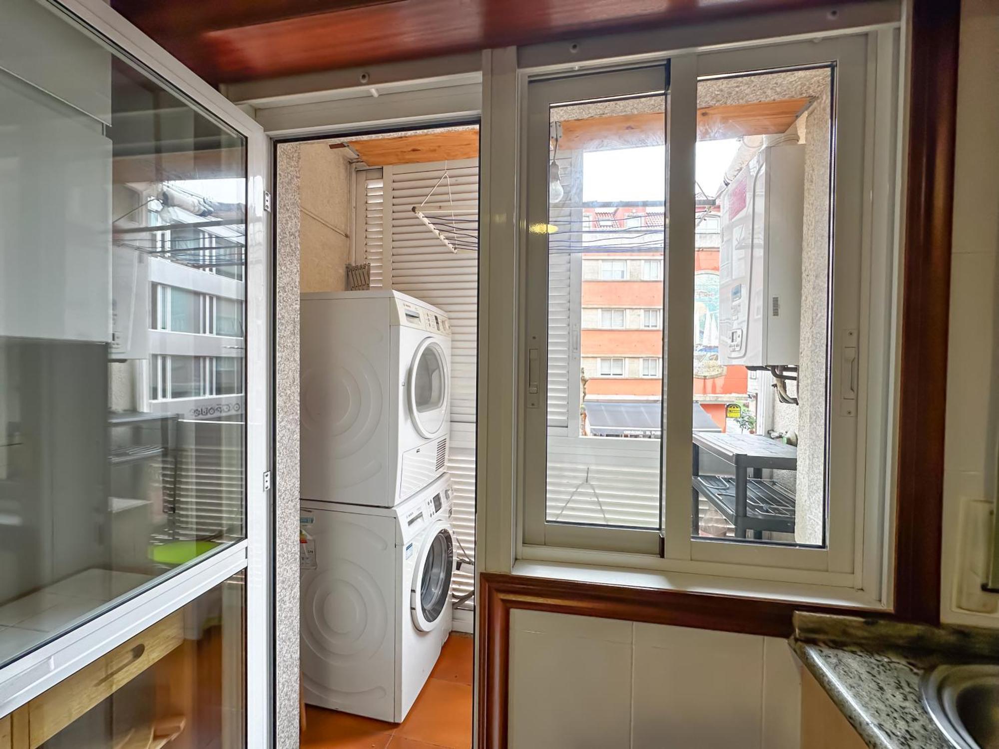 Apartamento Completo, Amplio, Muy Iluminado Y Con Plaza De Garaje Incluida. O Grove Buitenkant foto