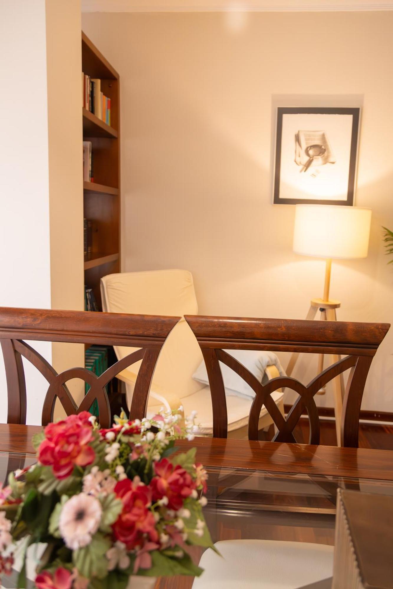 Apartamento Completo, Amplio, Muy Iluminado Y Con Plaza De Garaje Incluida. O Grove Buitenkant foto