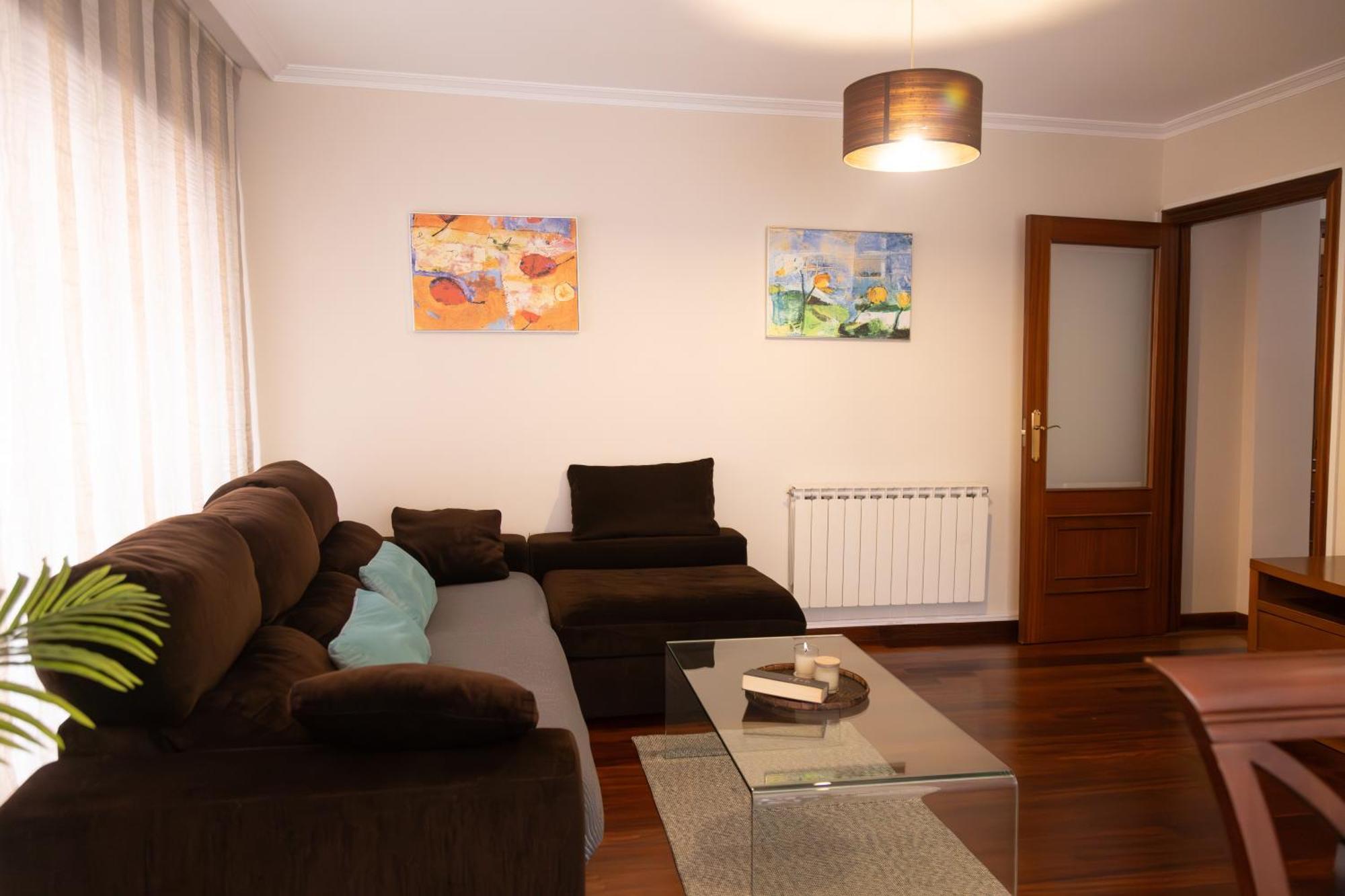 Apartamento Completo, Amplio, Muy Iluminado Y Con Plaza De Garaje Incluida. O Grove Buitenkant foto